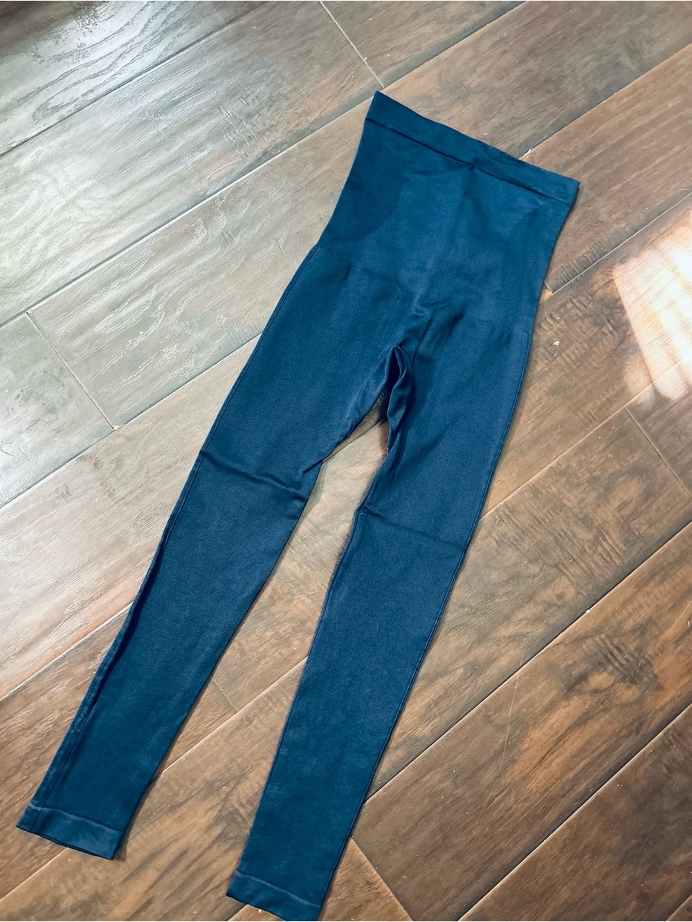 Shapermint Essentials High-Waist Leggings - Navy Blue